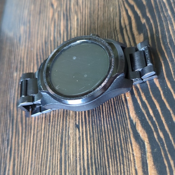 Tic Watch Pro Smartwatch w/ adjustable band - Picture 7 of 16